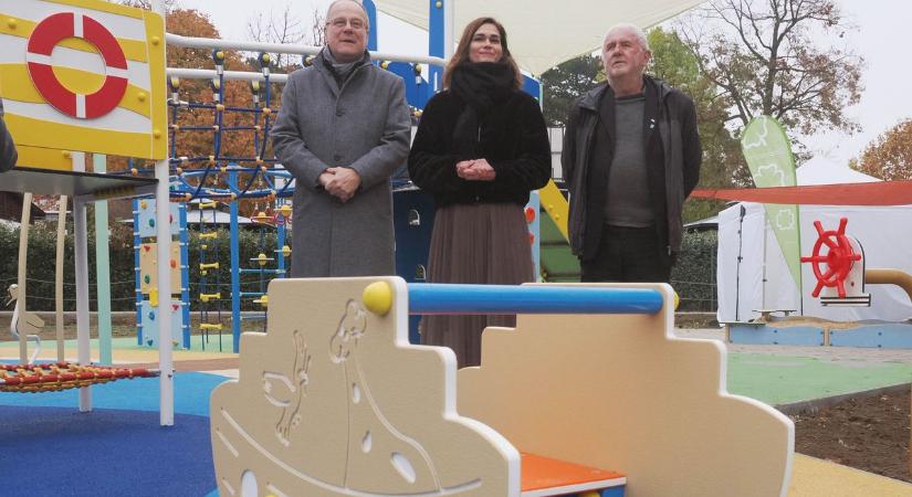 A játék összeköt: Révfülöpön megnyílt a Balaton első befogadó játszótere ( galéria)