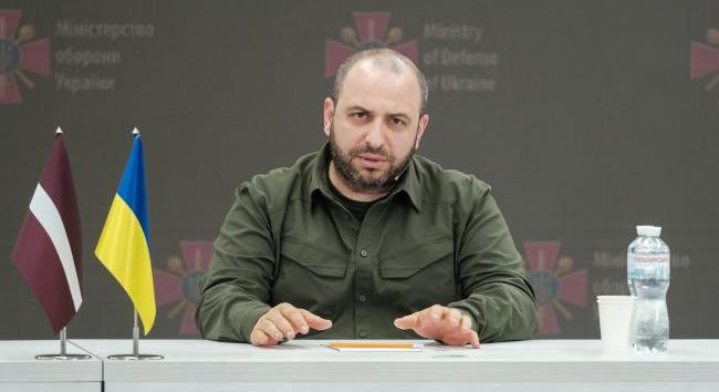 Umjerov kijelentette, hogy találkozott Mindiccsel, de annak nem sikerült őt korrumpálnia