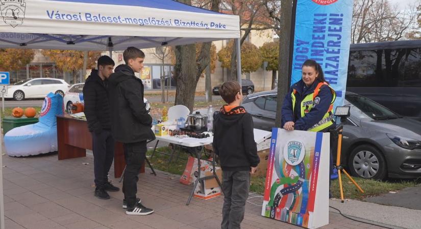 Light Friday Pakson is