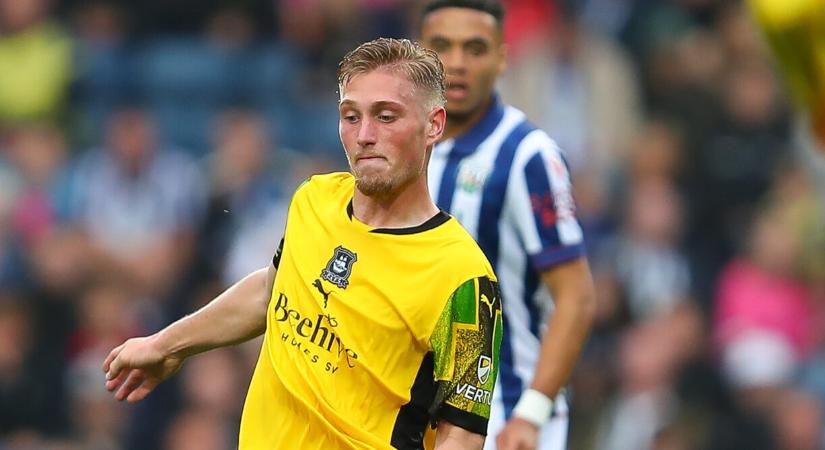 Elképesztő, már a 2. percben kiállították a magyar válogatott védőt