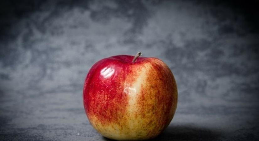 Ezért érdemes almát enni az ünnepek előtt – meglepő fogyókúrás trükk