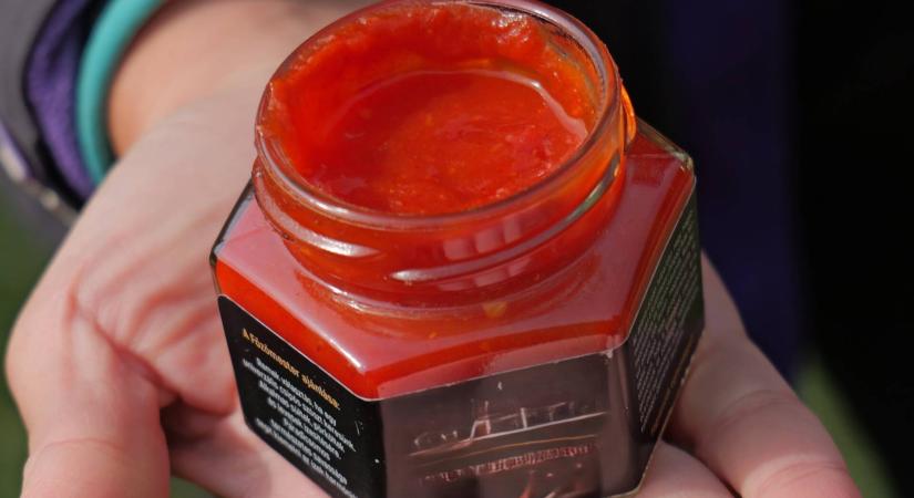A hobbi, ami értéket teremt – paprikaszószok formájában