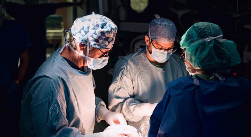 A legmodernebb onkosebészeti technikákat mutatták be Debrecenben