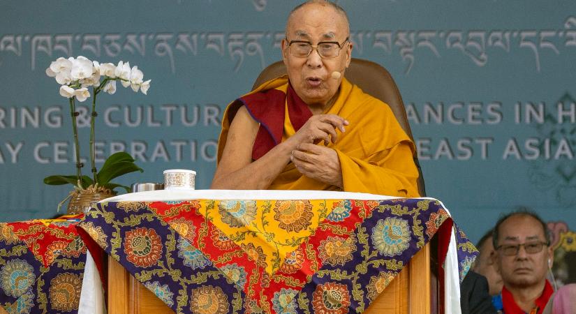 A dalai láma titkos magyar helyet szentelt fel, megindult a roham, külföldről is sorban állnak, hogy lássák ezt a csodás magyar helyet