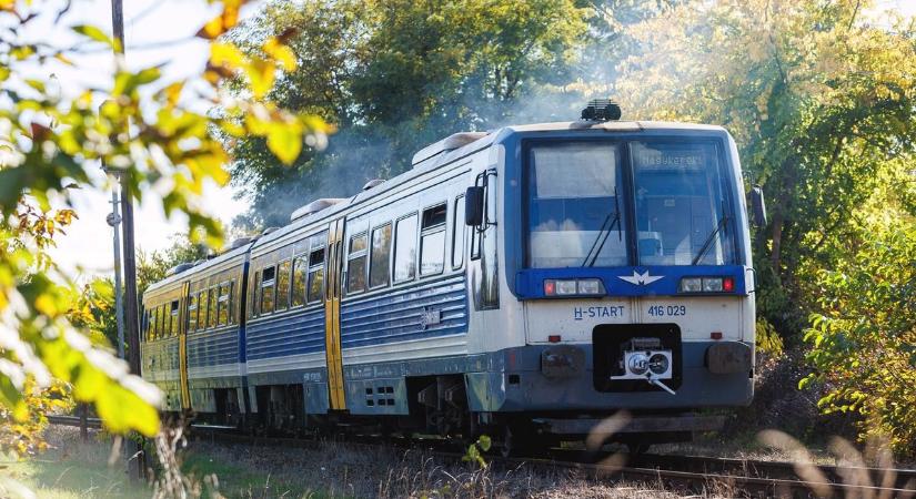 Autópályán ezért már büntetnek! Debrecen után nyomnák be a vonatok az igazi turbót, megvan a részletes terv