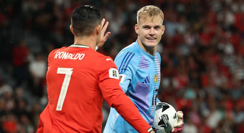 Már decemberben visszatérne a pályára a magyar labdarúgó válogatott kapusa