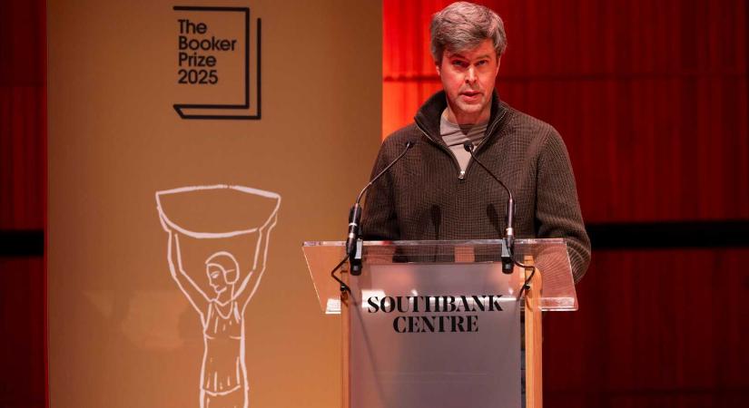 Magyar származású író, magyar férfiről szóló könyve kapta a legrangosabb brit irodalmi díjat