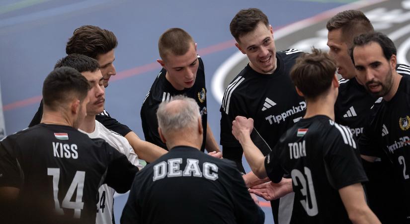 Hazai siker után jöhet a negyeddöntő a DEAC férfi röplabdásainak