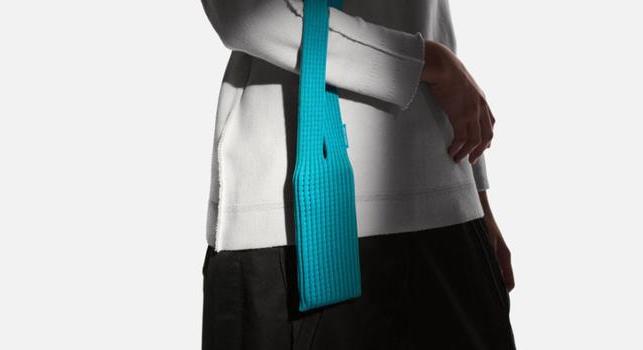 Az Apple csinált egy 80 ezer forintos kötött zoknit az iPhone-oknak