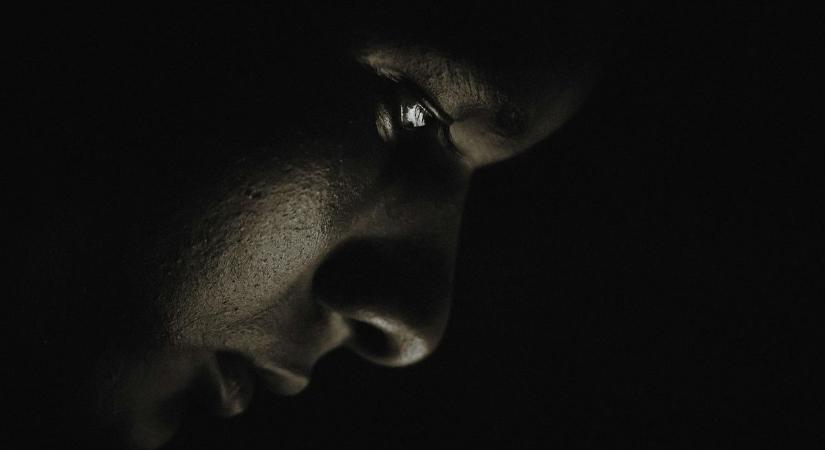 Jó tanács az első randira a kriminálpszichológustól: Így ismerheted fel a nárcisztikust egy egyszerű kérdéssel