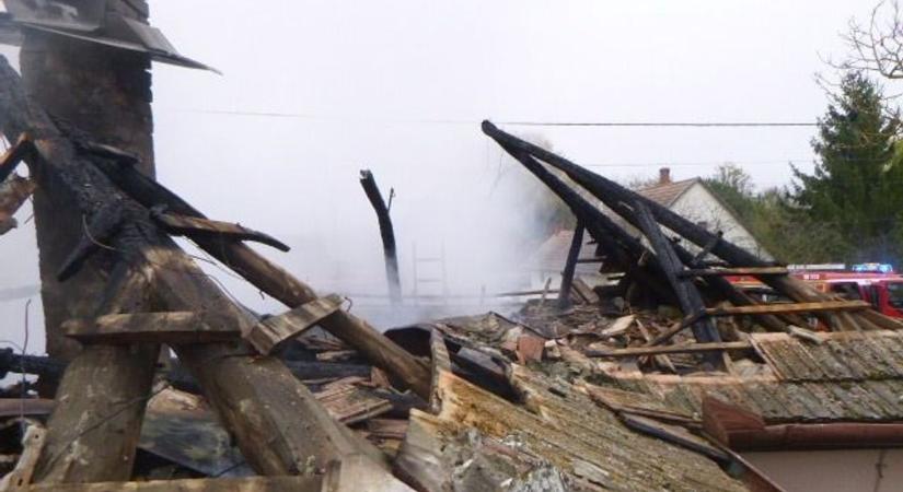 Tragédia Niklán: felrobbant egy gázpalack, lakhatatlanná vált a ház