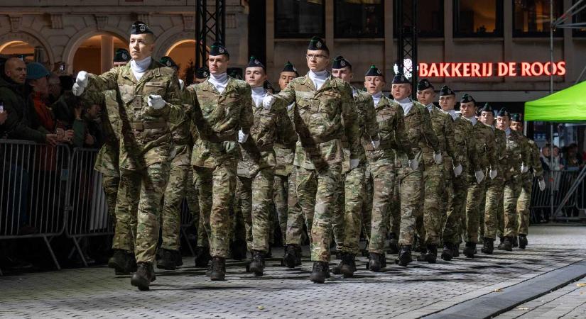 Az egyik európai ország önkéntes katonai szolgálatra hívja a fiatalokat, havi 2000 eurós juttatást kínálva