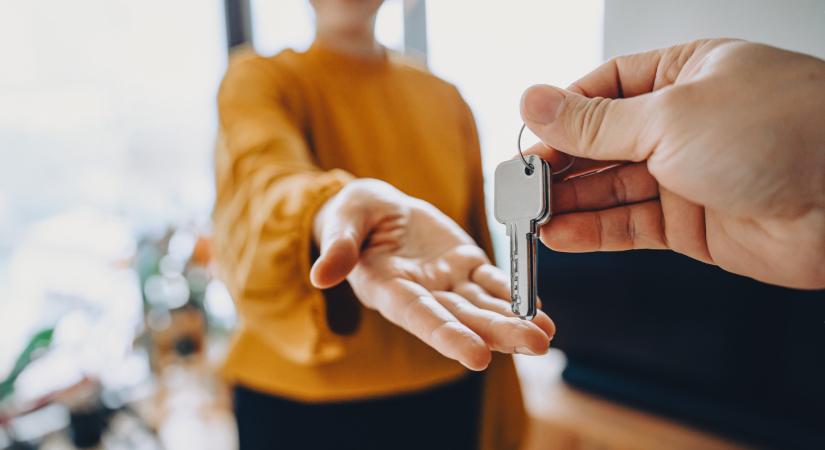 Jó hír az albérlőknek: az Otthon Start és az Airbnb-tiltás egyszerre csökkenti a bérleti díjakat