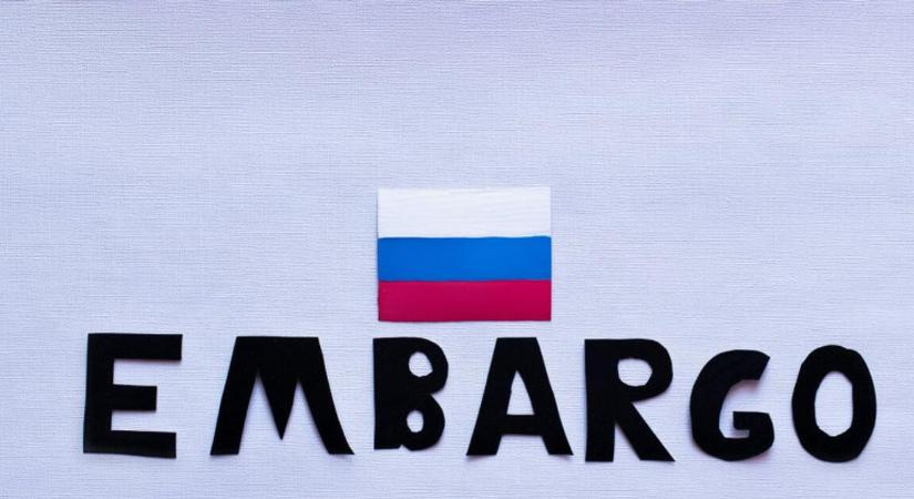 Több mint 20 százalékkal estek az orosz olaj- és gázbevételek