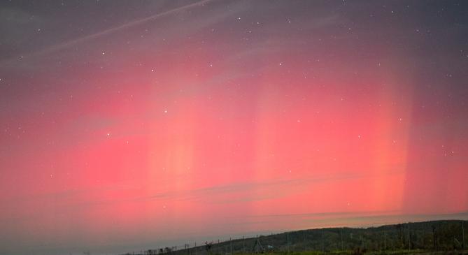Aurora borealis parádézott az inverzió felett