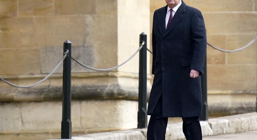 Újabbat rúgott a brit királyi család Andrásba, megint megváltoztatták a nevét