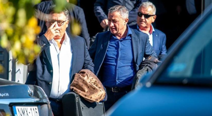 Mészáros ügyvédjének érdekeltsége tarthatja karban az Országgyűlési Hivatal 1500 klímáját