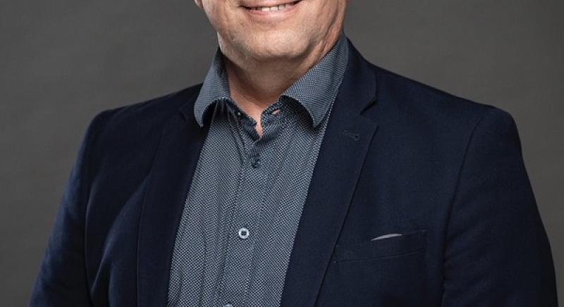 Új igazgató a Schneider Electric dunavecsei okosgyárában