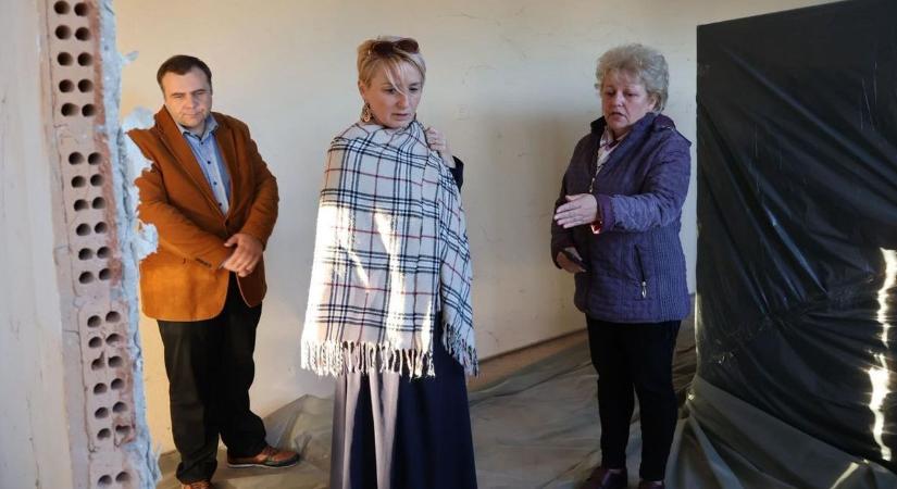 Megújul a bakonyszombathelyi művelődési ház - a munkálatok már zajlanak