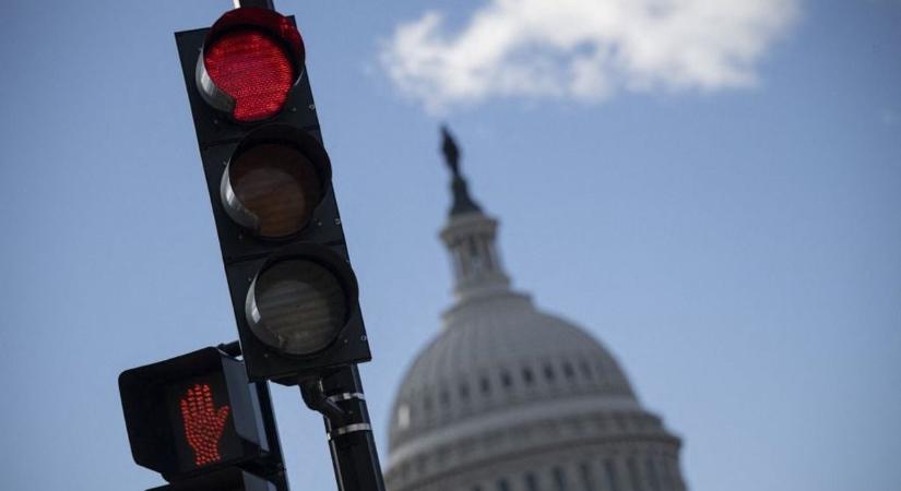 A recessziót elkerülheti az Egyesült Államok a kormányzat újraindításával, de a veszély nem múlt el