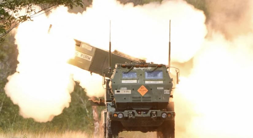 Hosszú sor végére állt be Magyarország az esetleges HIMARS-vásárlással