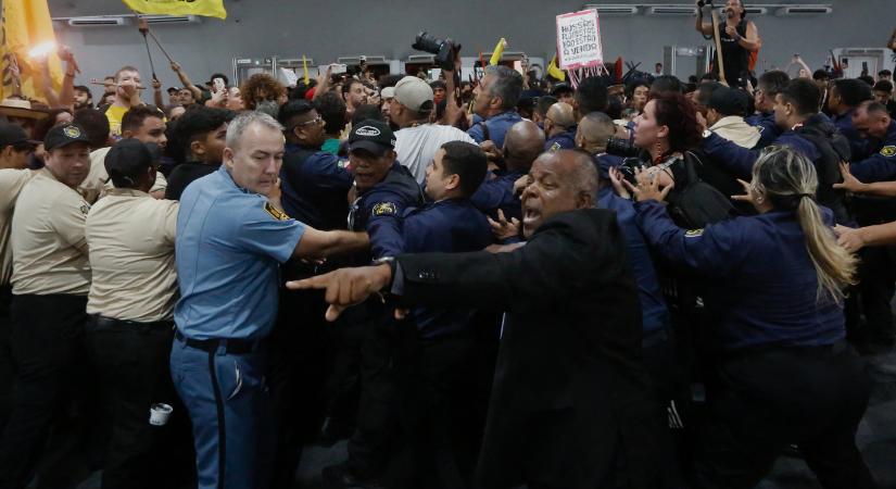 Dulakodás tört ki tüntetők és biztonsági őrök között a brazíliai klímacsúcson