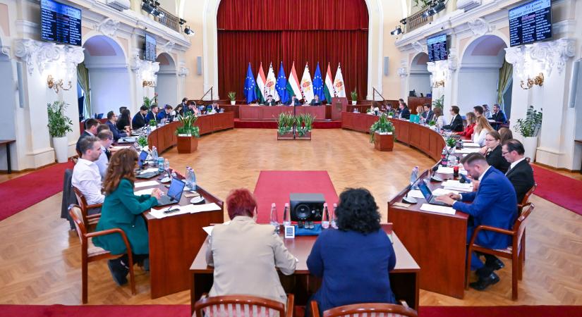 A kormányhivatal odapörkölt a Fővárosi Önkormányzatnak, 30 napos határidő van