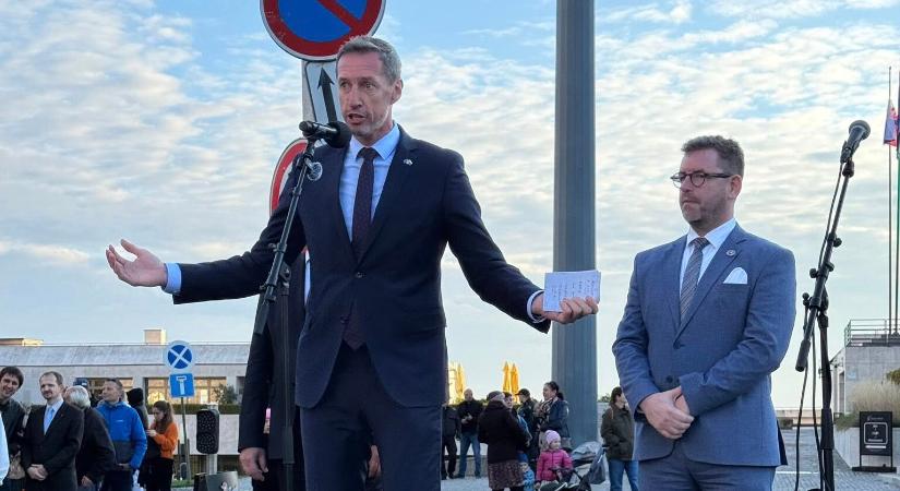 A KDH-nak még nincs hivatalos programja, de már elkötelezte magát a PS-é mellett