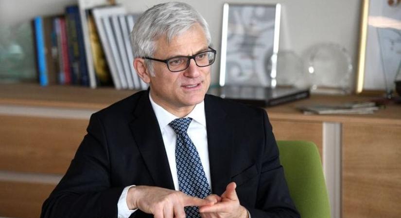 Erste-vezér az adóduplázásról: Mindenkinek újra kell gondolnia, mennyire stabilan lehet tervezni Magyarországon