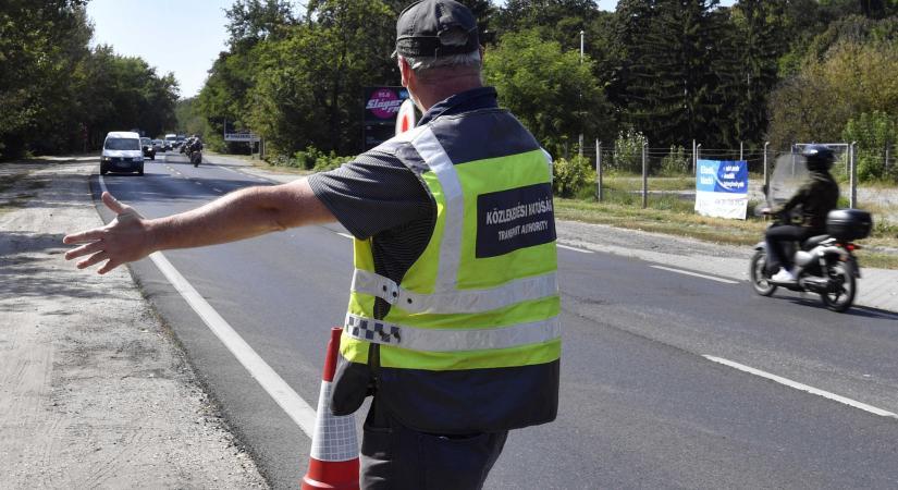 Szép csendben egy hatalmas törvénycsomagot terjesztett be Lázár János
