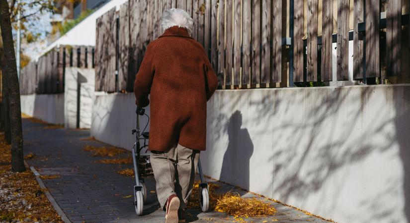 Álhír volt a nyugdíjkorhatár-változás – mindent tisztázott a nyugdíjszakértő
