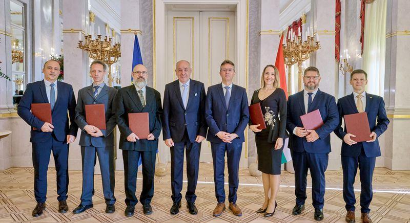 Új professzorok a Debreceni Egyetemen