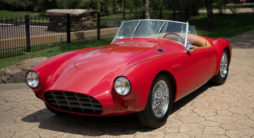 Csodaszép MG megbízható Toyota motorral