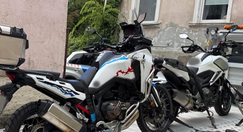 Szlovákiából csempészte a drogot a győri férfi - A garázsában két ugyanazzal az alvázszámmal ellátott motort találtak