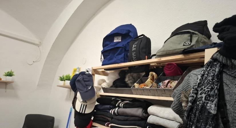 Kívánságra érkező darabok, használtruha és új cipők - új divatüzlet Zalában