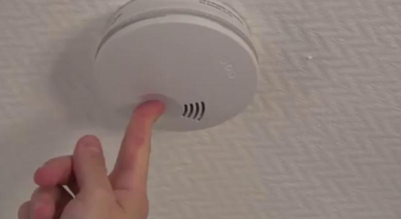 Életet menthet a füst- és szén-monoxid-érzékelő