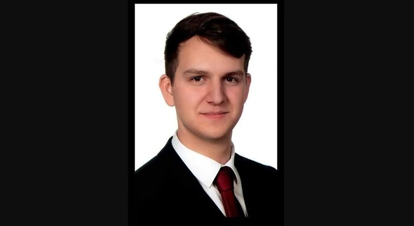 Meghalt a Széchenyi István Egyetem fiatal hallgatója - búcsúzik a gyászoló intézmény Dávidtól