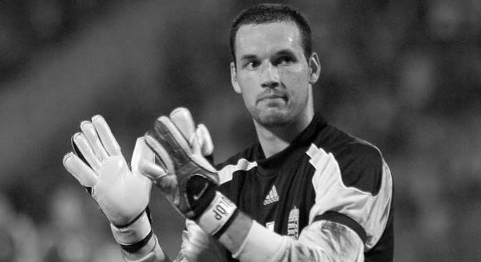 Tíz éve már, hogy az égi magyar fociválogatott kapuját védi – Fülöp Mártonra emlékezünk