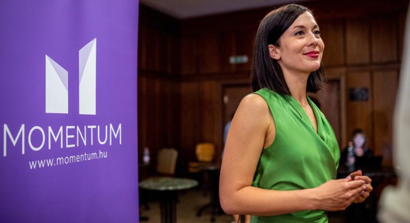 Kizárják Cseh Katalint a Momentumból