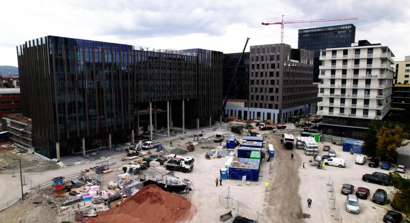 Hogy lehet a legtöbbet spórolni egy építkezésnél?