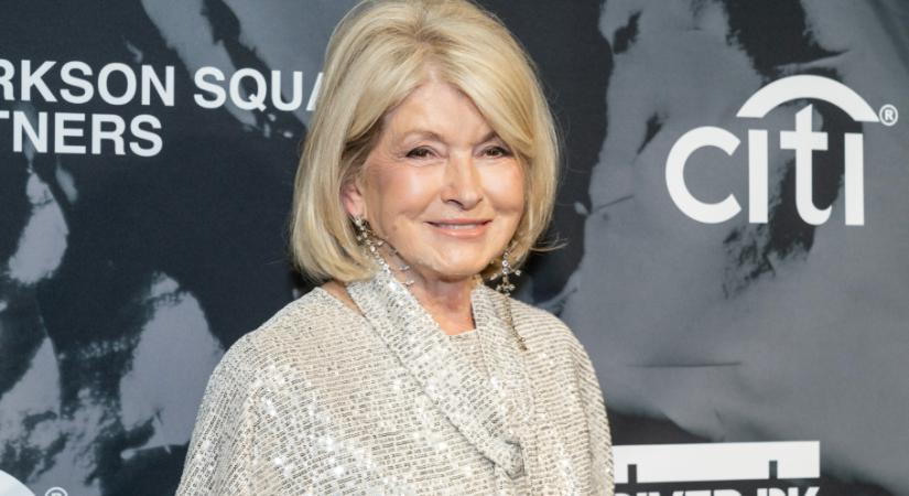 A 84 éves Martha Stewart melegítőszettjét imádják most az emberek, hihetetlenül divatos