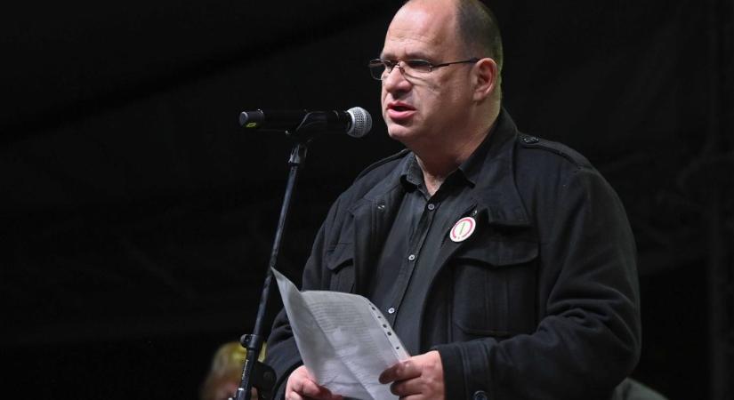 27 ezer ember fizetése veszélyben a kormány fővárossal folytatott macska-egér játéka miatt, sztrájk jöhet