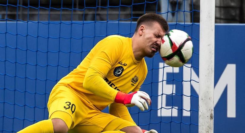 Arcon küldték a DVTK kapusát – reagált az MLSZ (videóval)