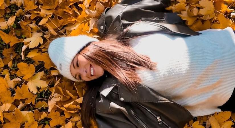 Őszi tájakon bolyongott Sápi Vivi