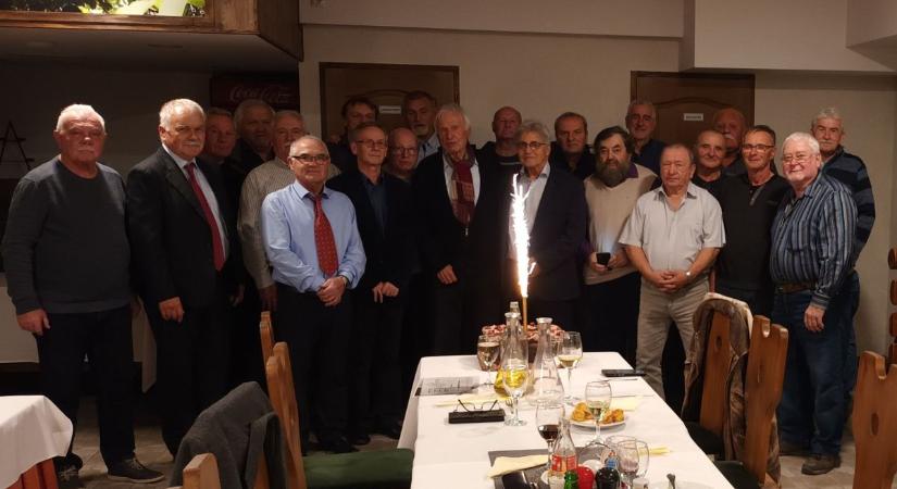 Eljött hát az ötvenedik is - fél évszázaddal később is találkozott a 4/C