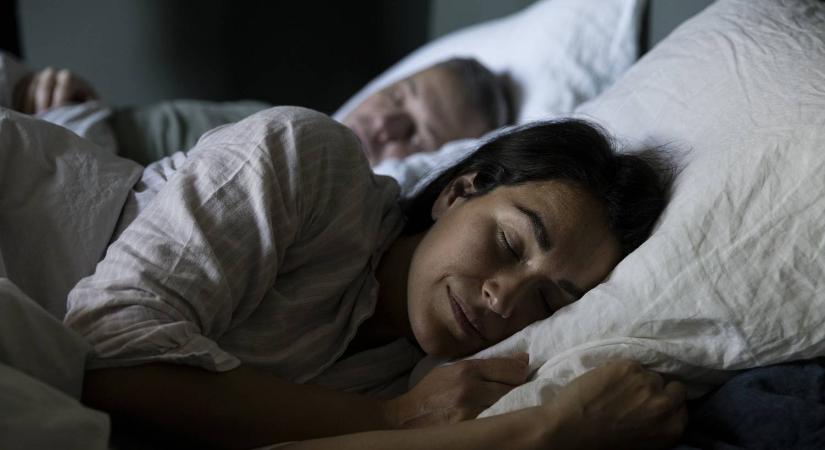 Természetes kortizolcsökkentő: ettől a gyümölcstől mélyebb és nyugodtabb lesz az alvás