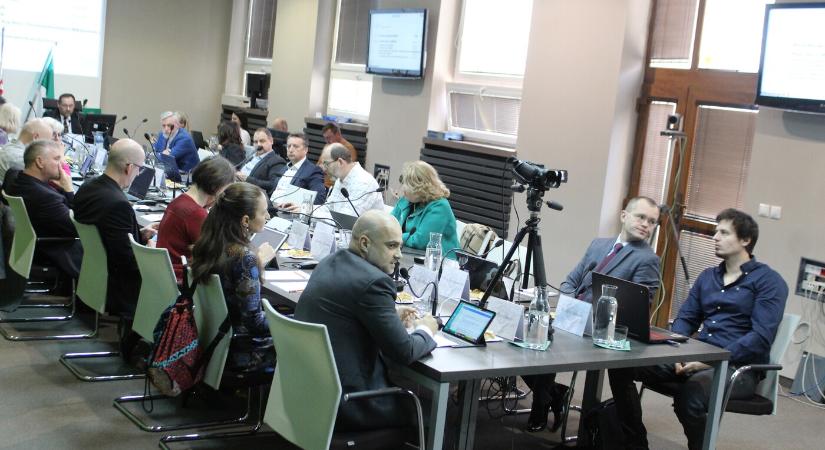 Felgyorsultak az események – Érsekújvárban ma elfogadták a jövő évi költségvetést