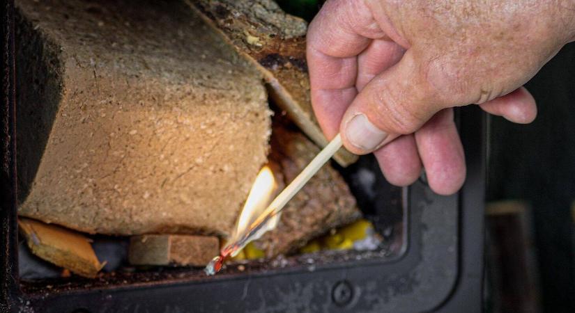 A tűzifa drága? Mutatjuk az olcsóbb megoldást!