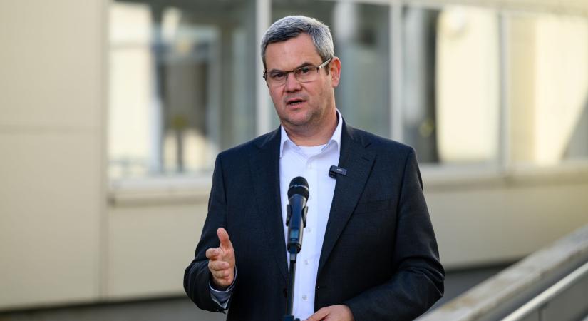 Takács Péter: Rövidülnek a kórházi várólisták a kormány képalkotóeszköz-beszerzési programja révén