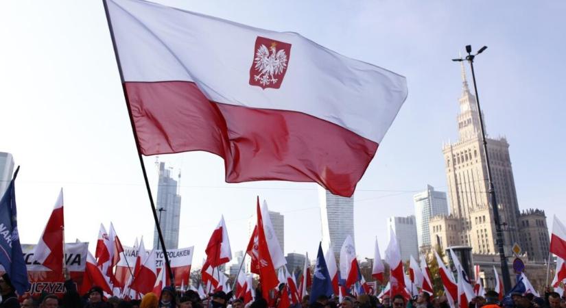 Felvonulásokkal és fesztiválokkal telt a Lengyel Függetlenség Napja